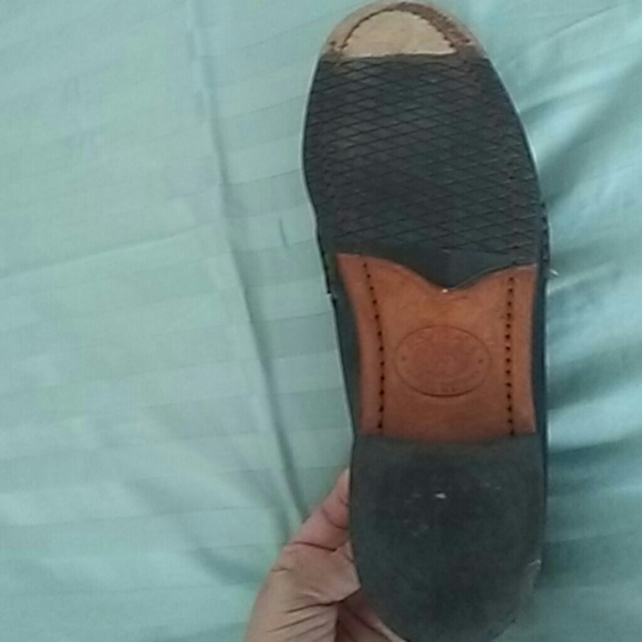 Men's Black and Brown HS Trask loafers with tassle - Picture 4 of 5